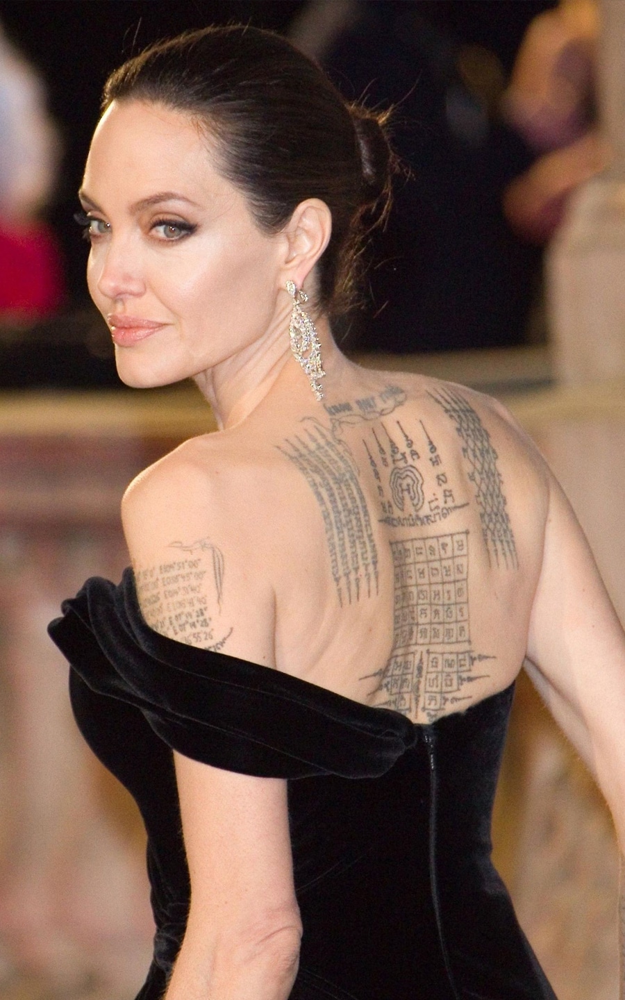 Tatouage dos pour femme Idées, inspiration, prix et entretien Les Lionnes
