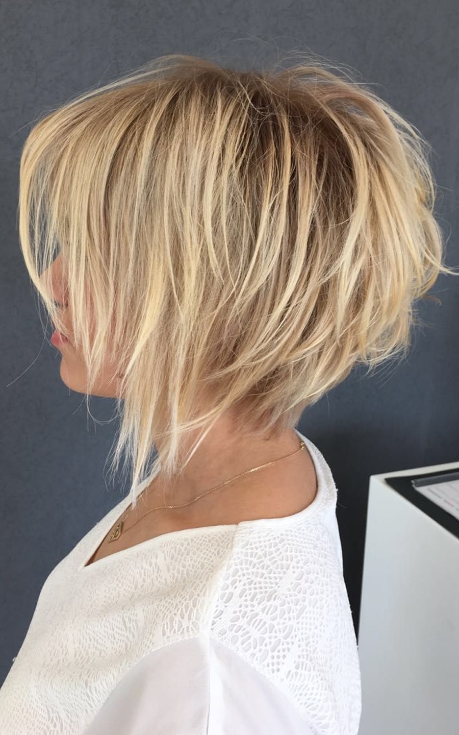 Coupe de cheveux fins pour femme Idées de coiffure, conseils et entretien Les Lionnes